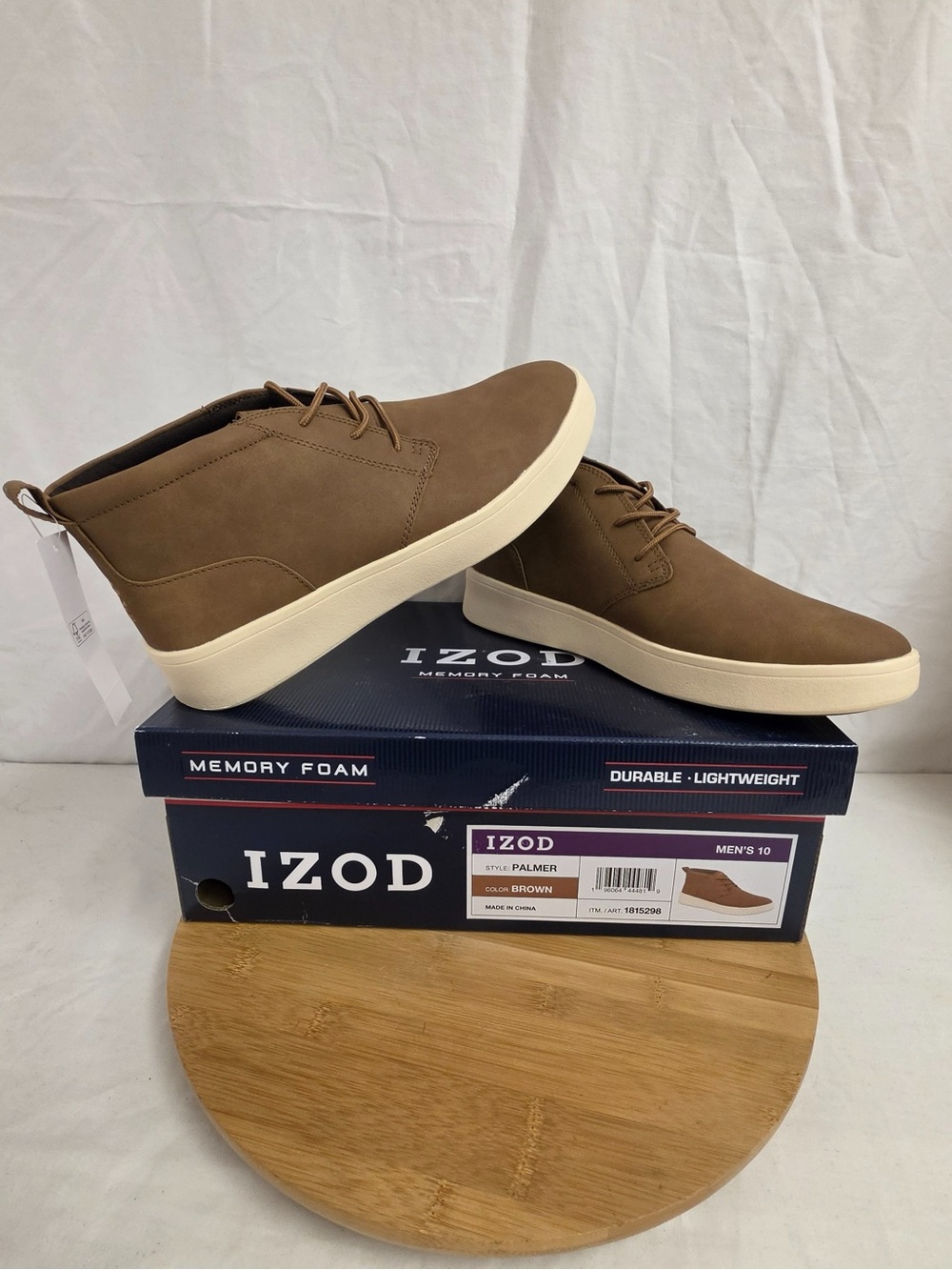 IZOD Palmer Men’s Chukka Boots Brown Size 10 Memory Foam New With Box